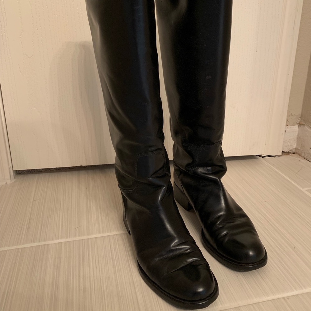 Hunter black leather boots